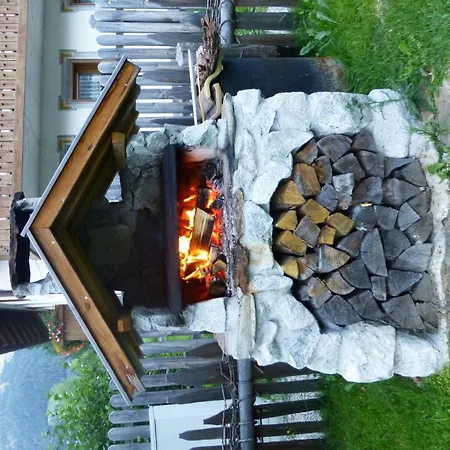 Metzmuhle Apartment *